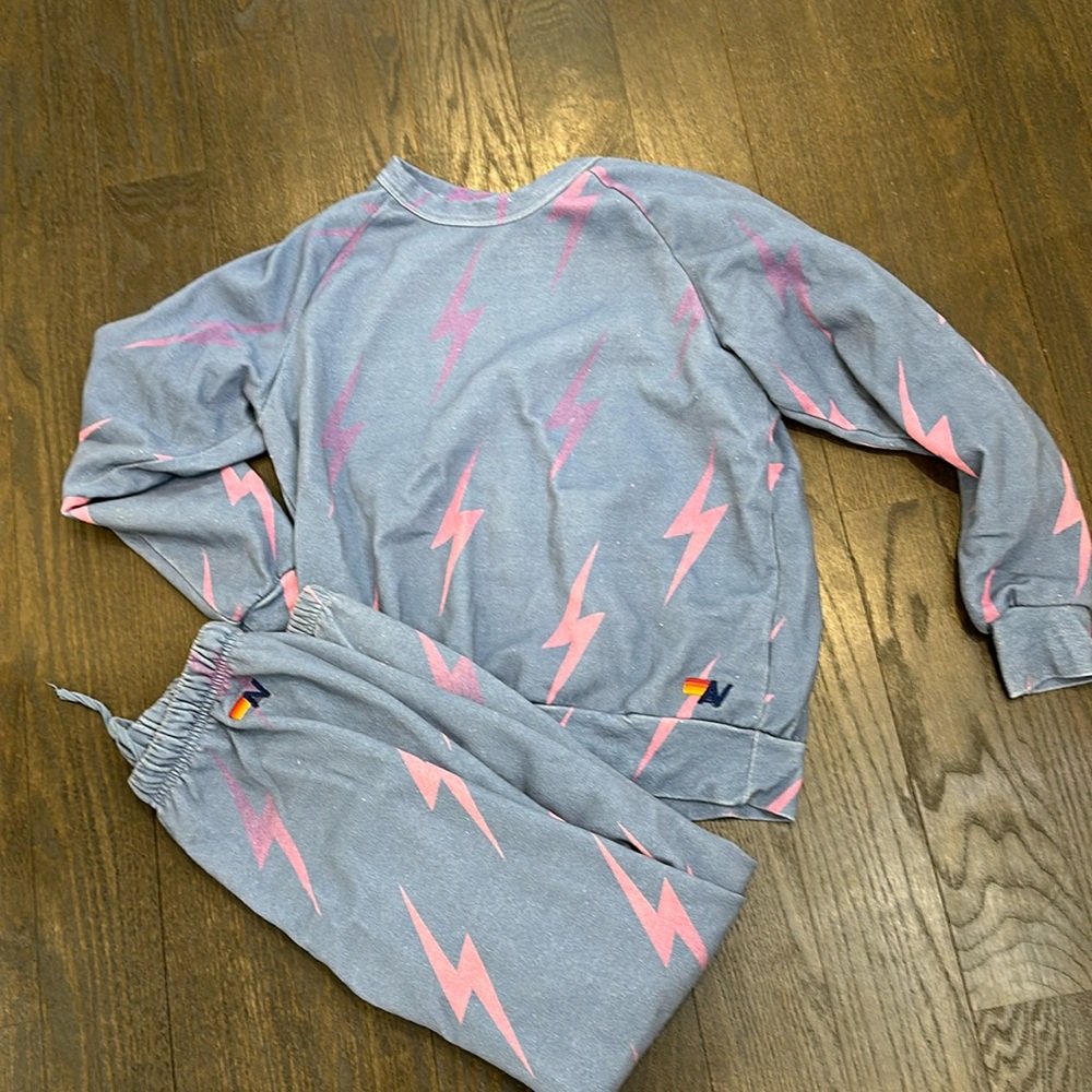 Blue and pink aviator nation set